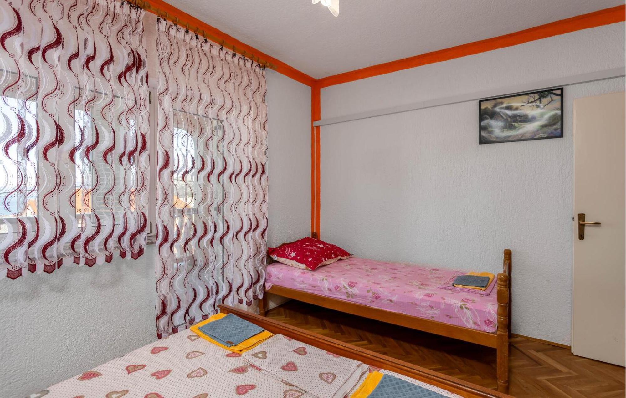 Awesome Apartment In Senj With Kitchen Exterior foto